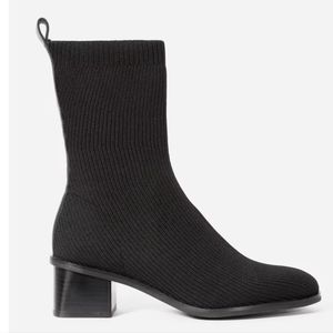 Everlane black knit sock boots size 7.5